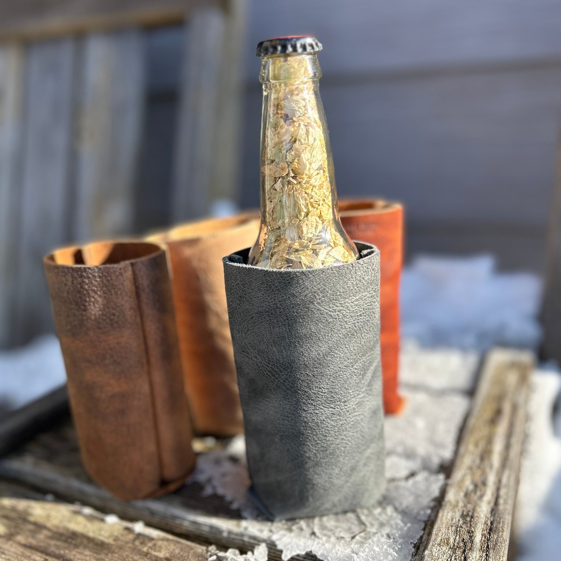 BOTTLE SLIM CAN LEATHER KOOZIE