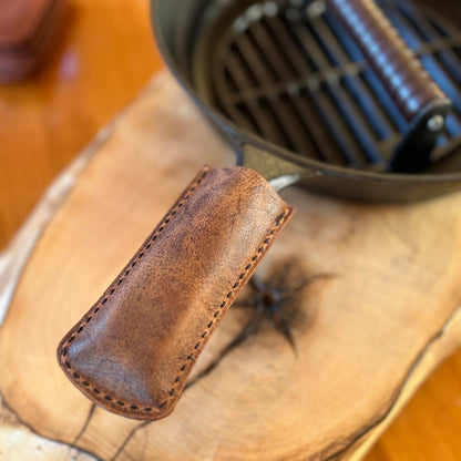 LEATHER CAST IRON PAN POT HOLDER