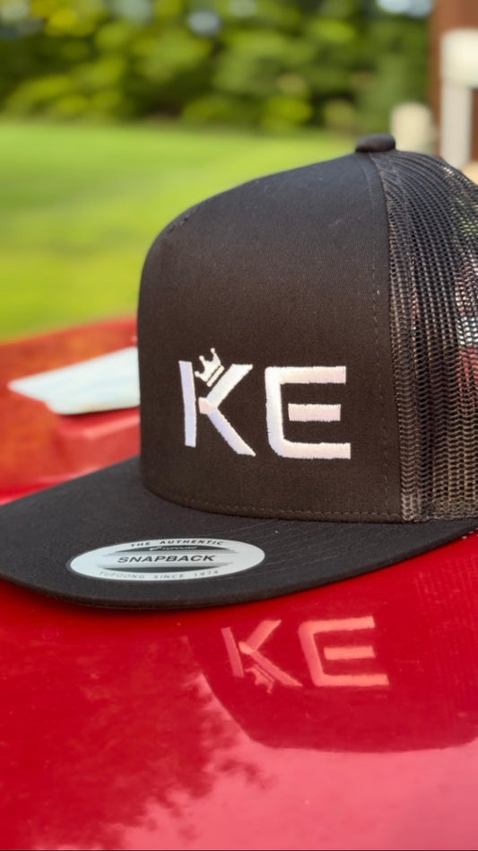 KE  Black & White Snapback